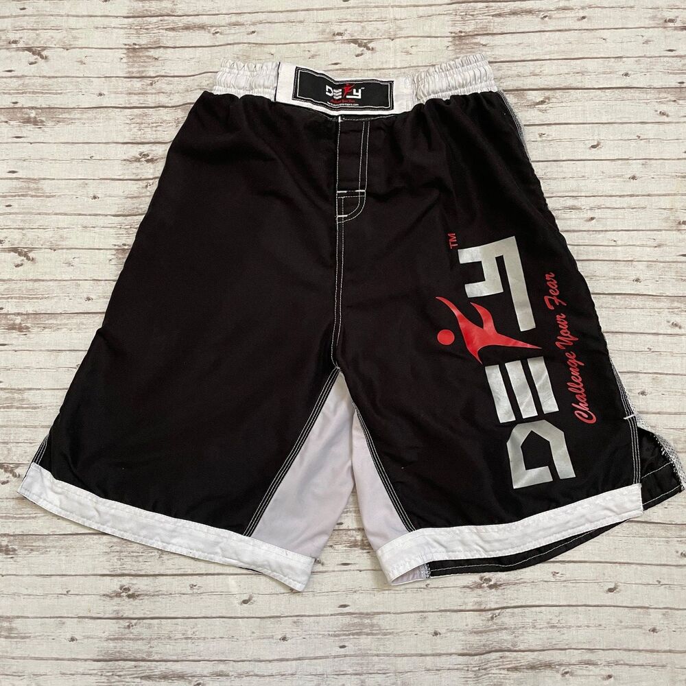 Defy MMA Fighting Shorts Mens Sz L Black White Boxing Workout Training Athletic